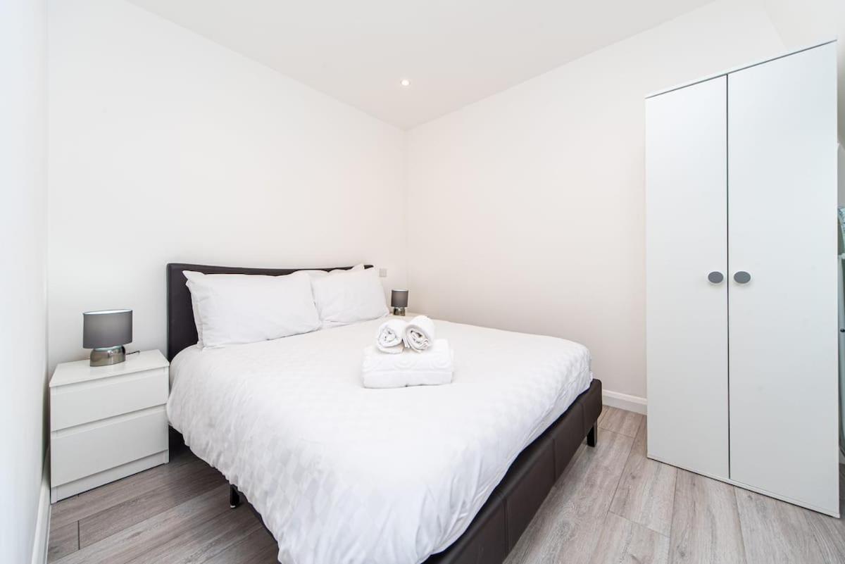 Lovely 3 Bed Flat In A Great Location In London Apartment Exterior foto