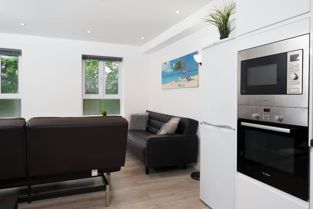 Lovely 3 Bed Flat In A Great Location In London Apartment Exterior foto